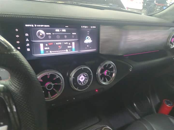 Фото 5 - Tank 300