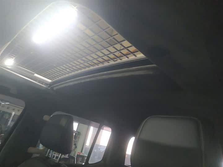 Фото 8 - Tank 300