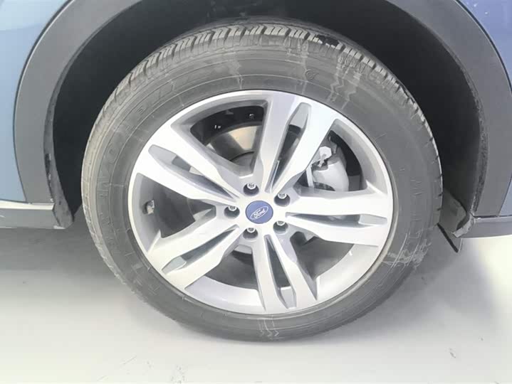 Фото 6 - Ford Equator Sport