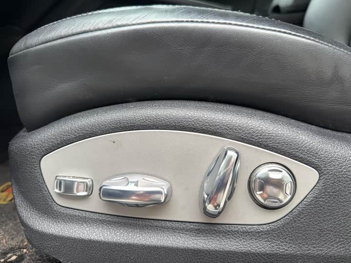 Фото 8 - Porsche Macan