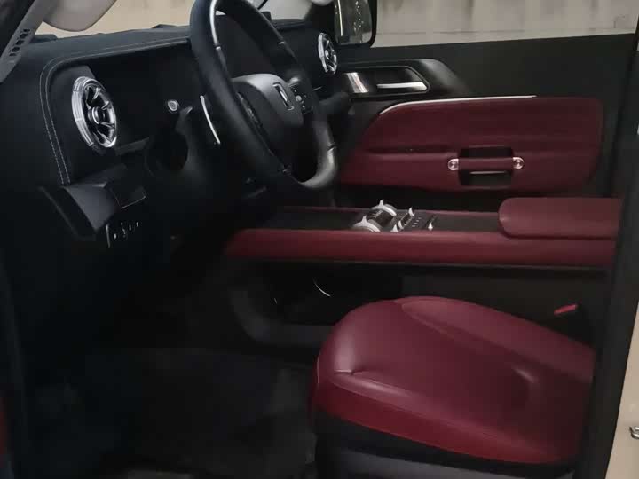 Фото 9 - Tank 300 Hybrid