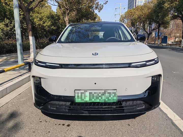 Фото 2 - Leapmotor B10