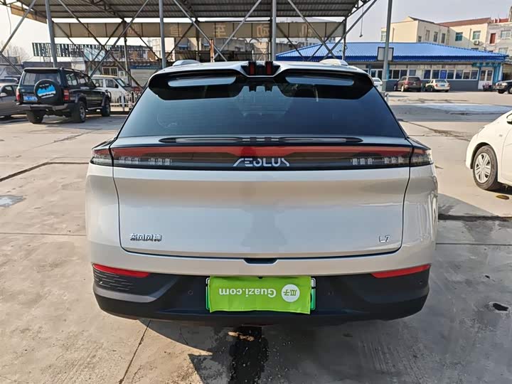 Фото 6 - Dongfeng Aeolus L7