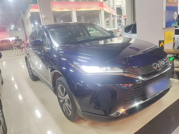 Фото 4 - Toyota Harrier