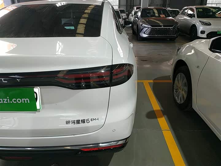 Фото 8 - Geely Galaxy Starshine 6