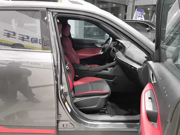 Фото 8 - Changan CS35 Plus
