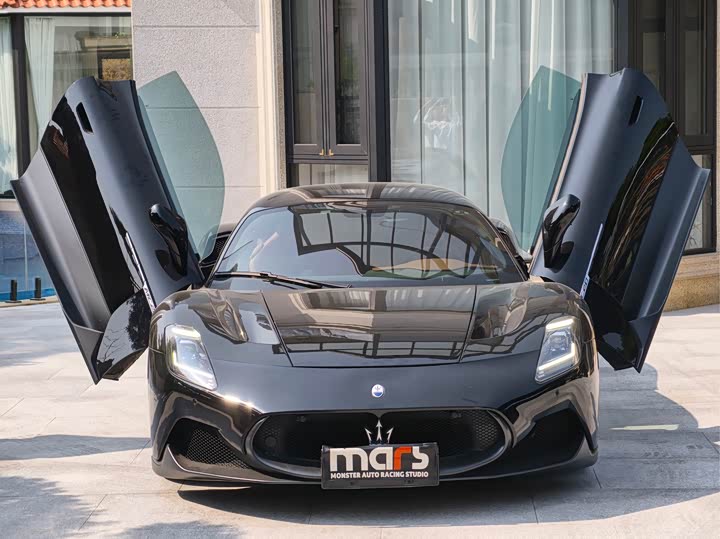 Фото 7 - Maserati MC20