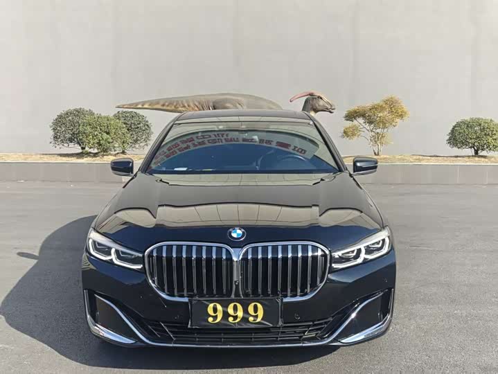Фото 2 - BMW 7 Series