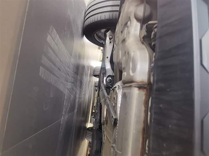 Фото 6 - Audi A6L