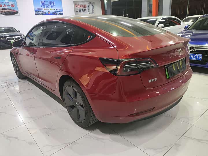 Фото 7 - Tesla Model 3