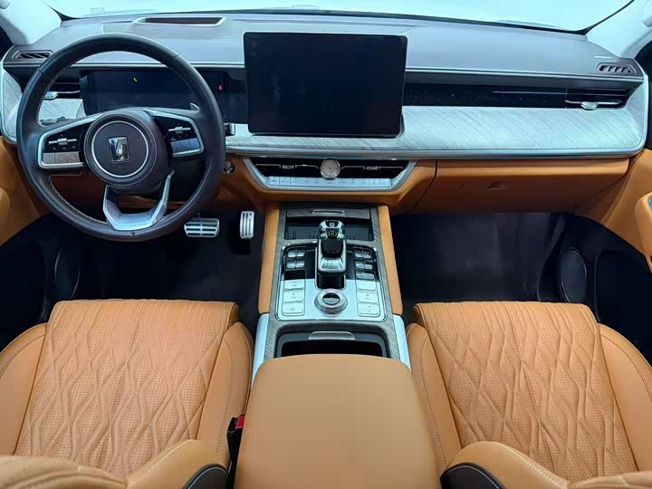 Фото 4 - Tank 500 Hybrid