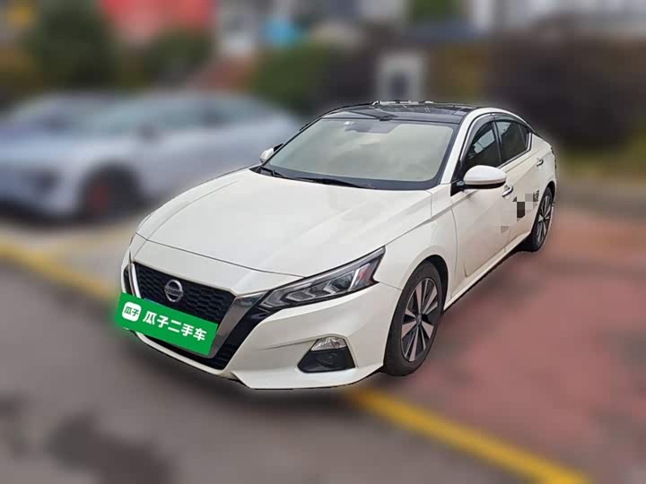 Фото 1 - Nissan Teana