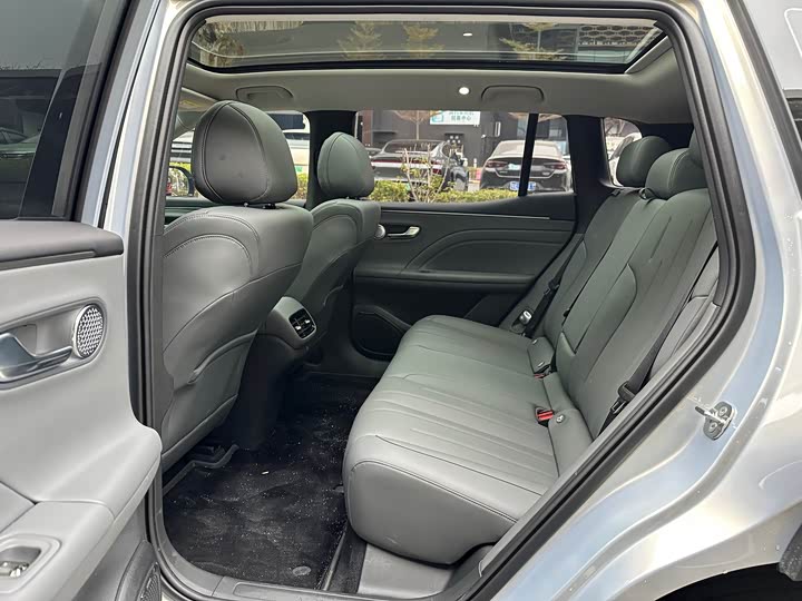 Фото 5 - GAC Aion i60