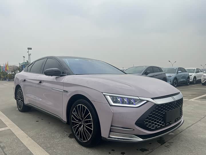 Фото 3 - BYD Han