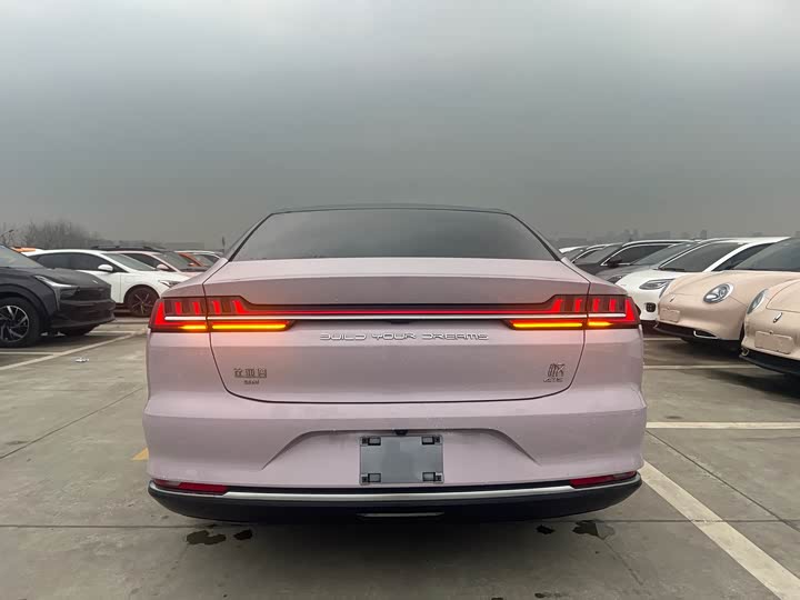 Фото 6 - BYD Han