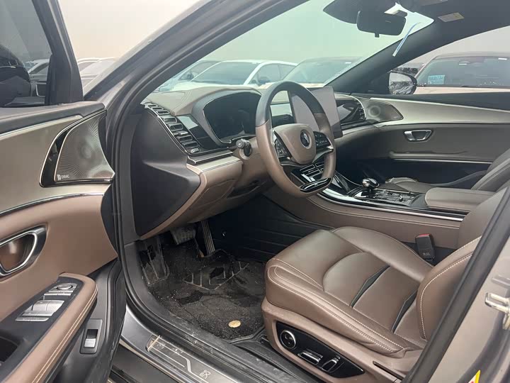 Фото 8 - BYD Han