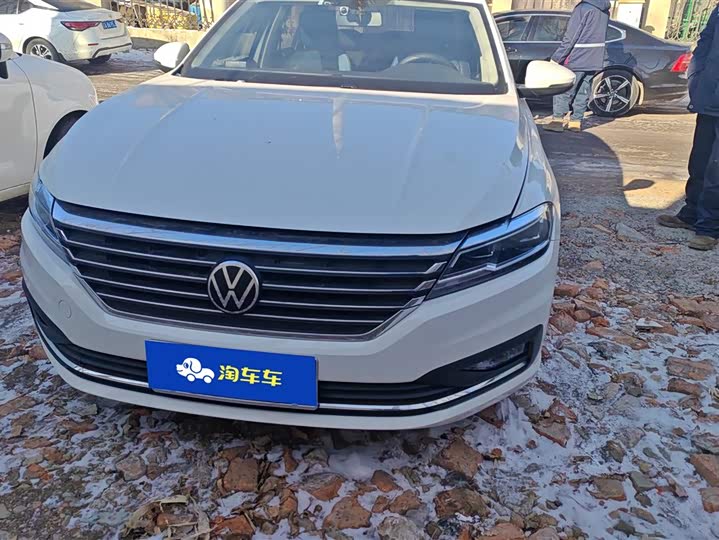 Фото 2 - Volkswagen Lavida