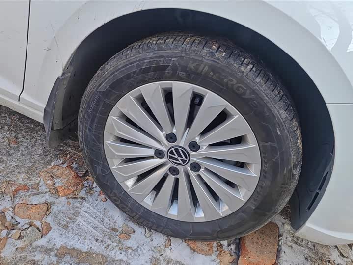 Фото 6 - Volkswagen Lavida