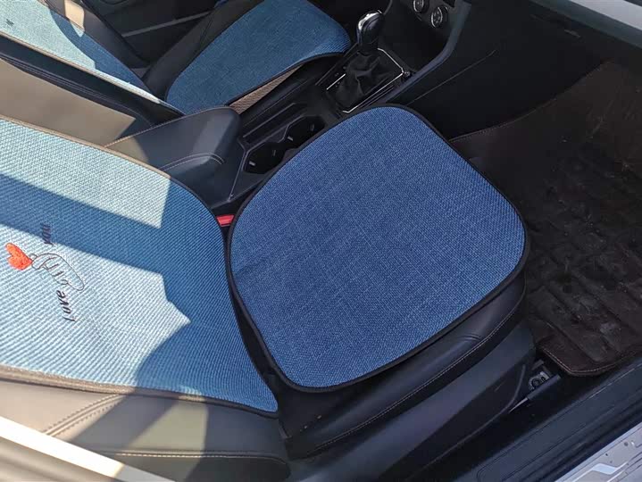 Фото 8 - Volkswagen Lavida