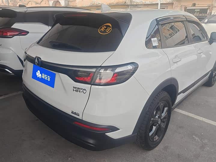 Фото 3 - Honda HR-V