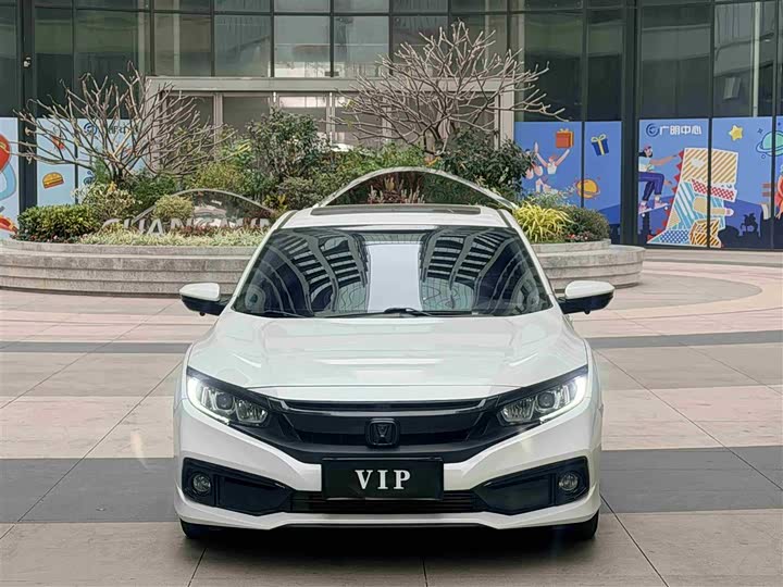 Фото 2 - Honda Civic