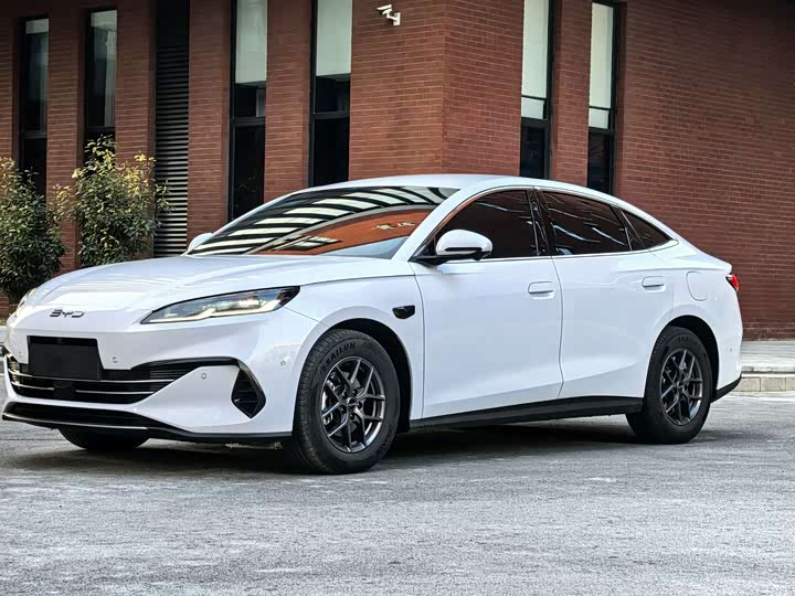 Фото 1 - BYD Seal 06 Hybrid/EV