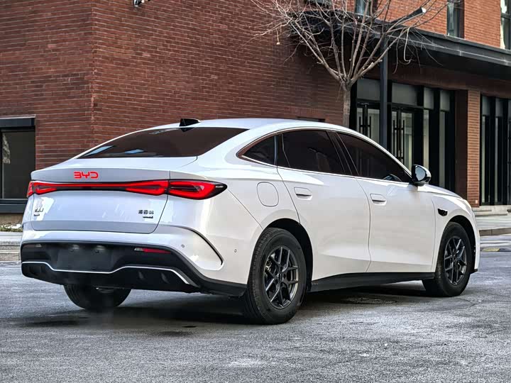 Фото 5 - BYD Seal 06 Hybrid/EV