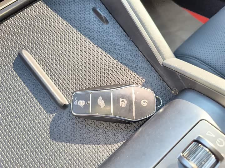 Фото 9 - BYD Qin L