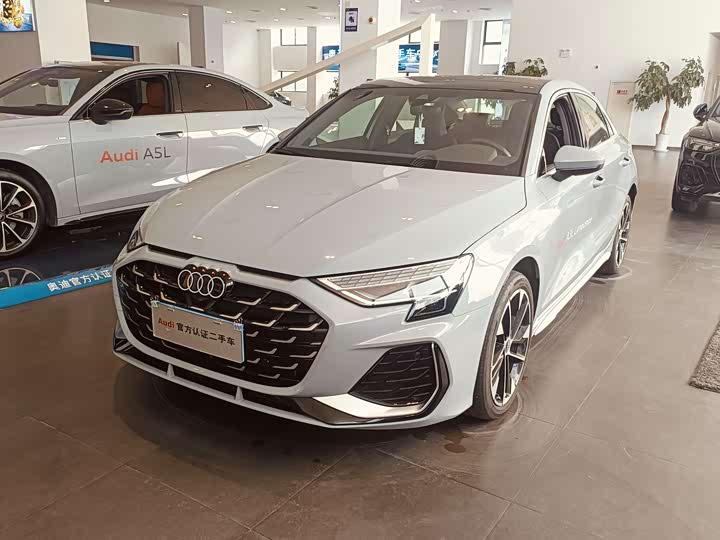 Фото 1 - Audi A3