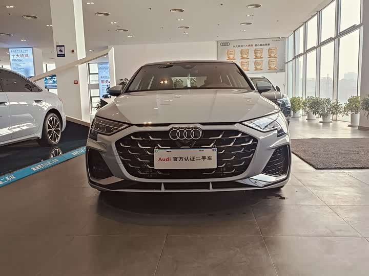 Фото 2 - Audi A3