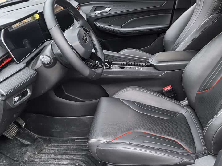 Фото 6 - Geely Binrui