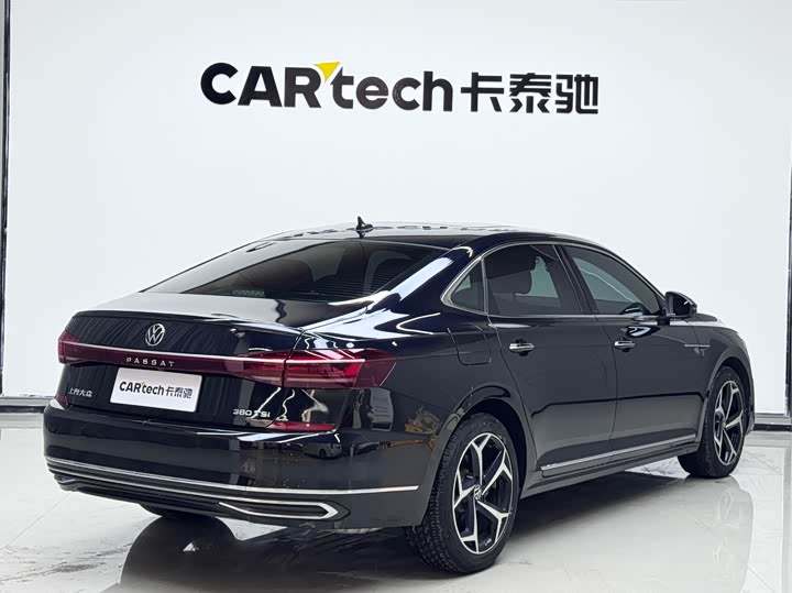 Фото 4 - Volkswagen Passat