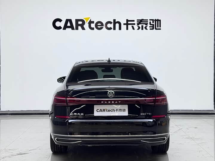 Фото 5 - Volkswagen Passat