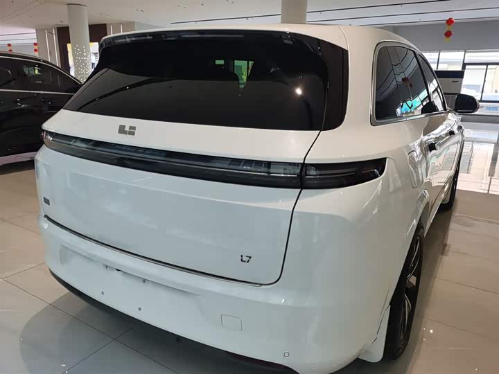 Фото 6 - LiXiang L7