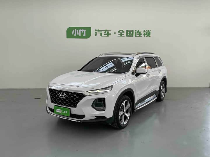 Фото 1 - Hyundai Santa Fe