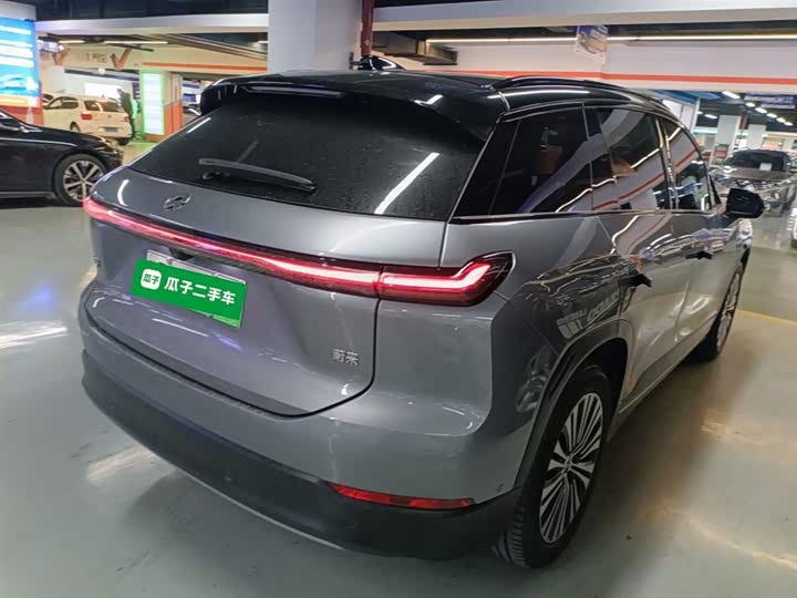 Фото 7 - Nio ES7