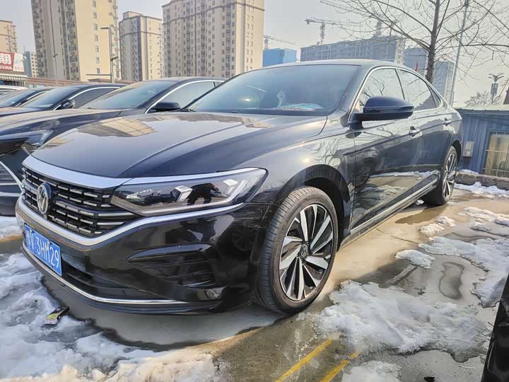 Фото 1 - Volkswagen Passat