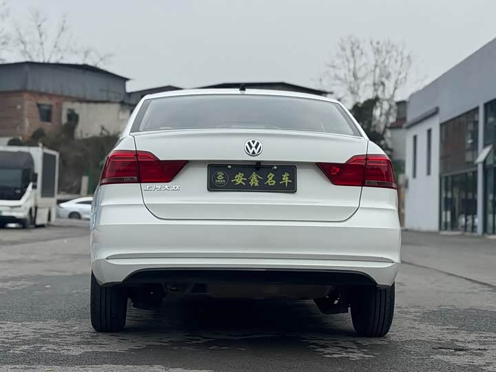 Фото 4 - Volkswagen Santana