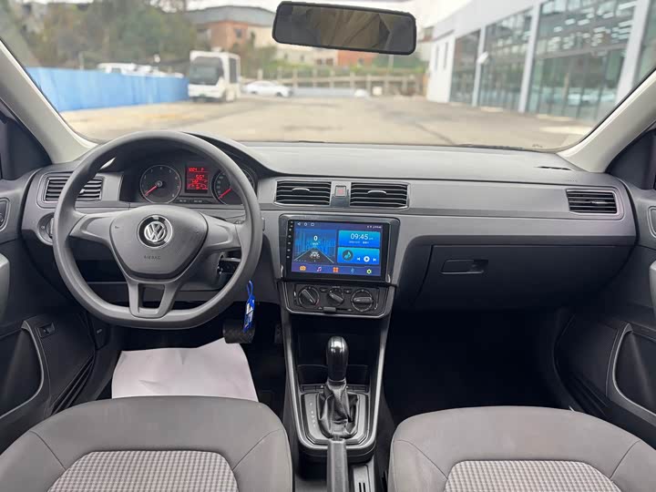 Фото 9 - Volkswagen Santana