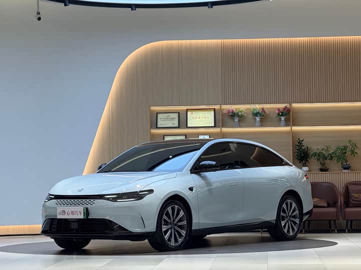 Фото 1 - Leapmotor C01