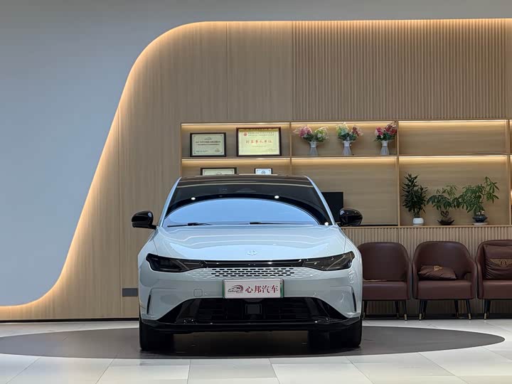 Фото 2 - Leapmotor C01