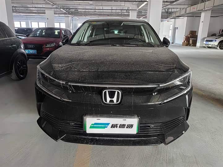 Фото 2 - Honda e:NP2