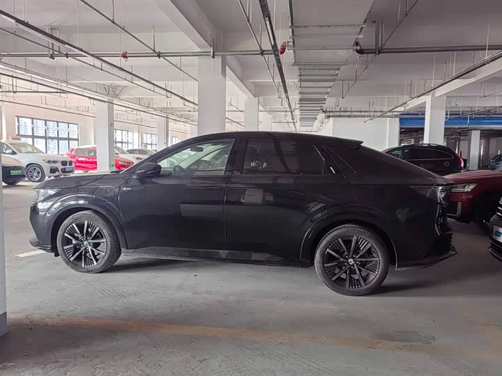 Фото 4 - Honda e:NP2