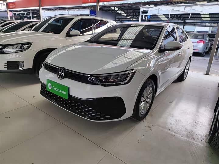 Фото 1 - Volkswagen Lavida