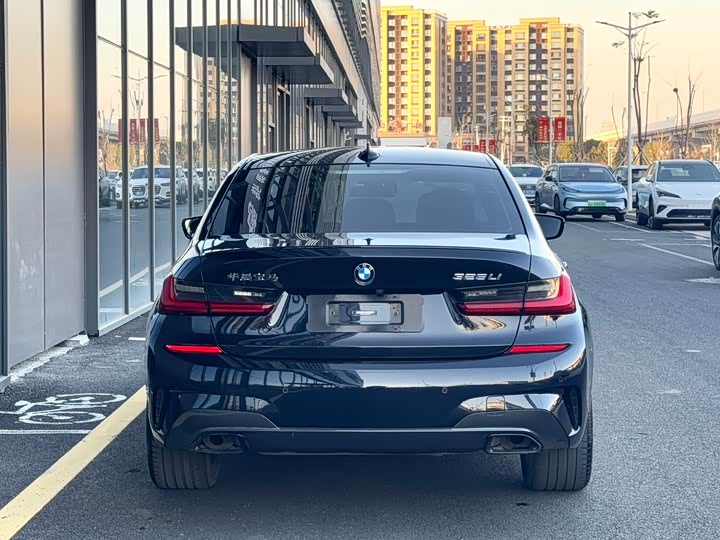 Фото 8 - BMW 3 Series