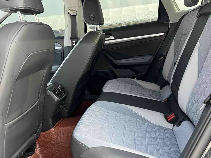 Фото 6 - Volkswagen Lavida