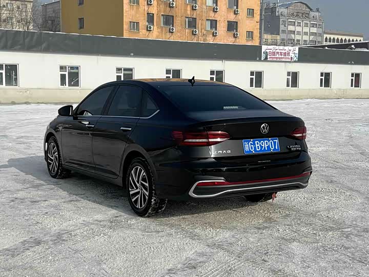 Фото 7 - Volkswagen Lavida