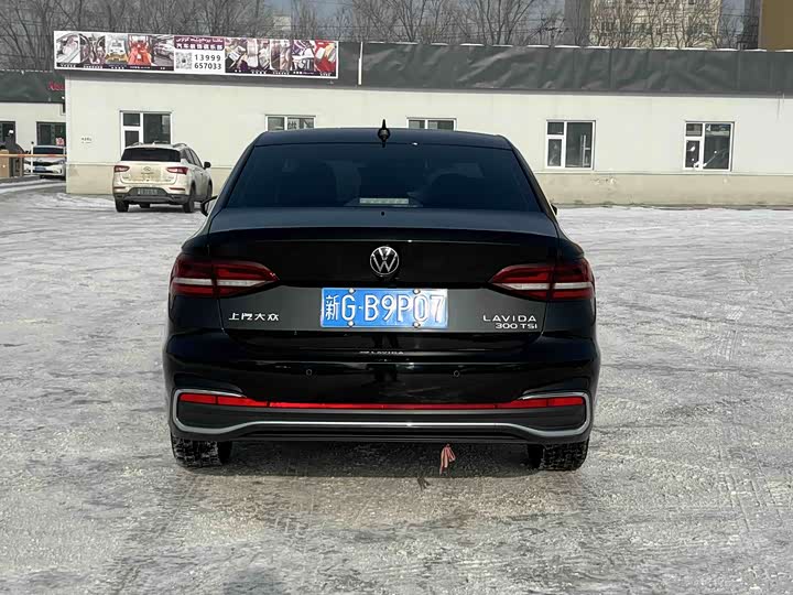 Фото 8 - Volkswagen Lavida