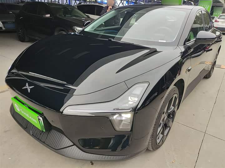 Фото 1 - XPeng Mona M03