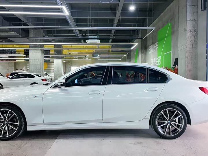 Фото 7 - BMW 3 Series